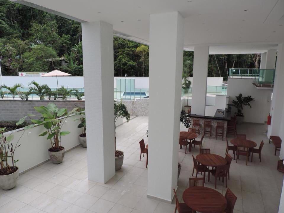 Excelente Opcao De Apartamento Em Ubatuba-Sp Apartment Bagian luar foto